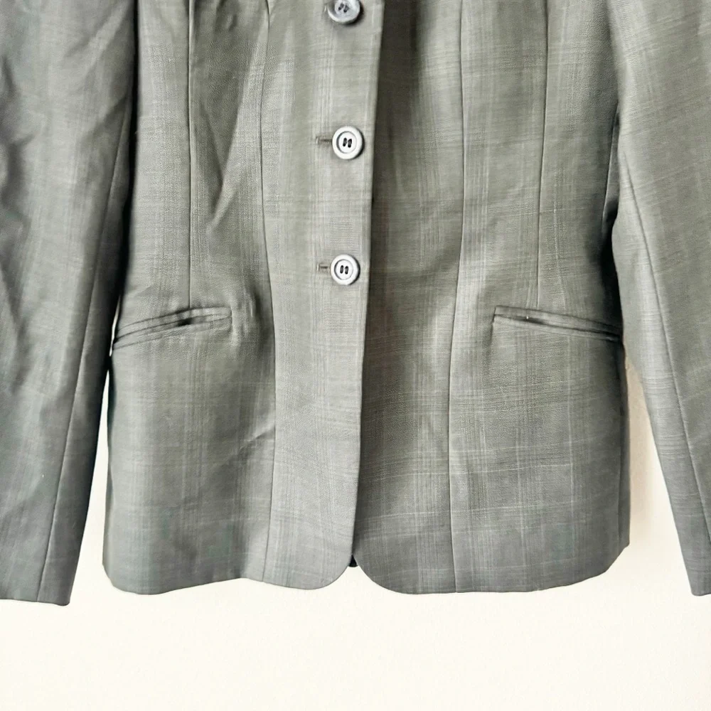Marigold Riding Apparel Gray Wool Riding Jacket - Picture 3 of 13